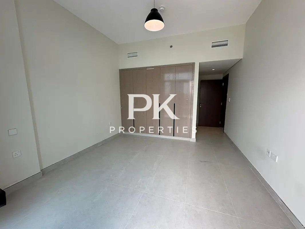 Bright and Spacious | 2BR+Maid | Close to Metro - Zazen Ivy, Al Furjan, Dubai